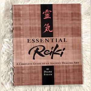 Essential Reiki: A Complete Guide to an Ancient Healing Art Paperback Book